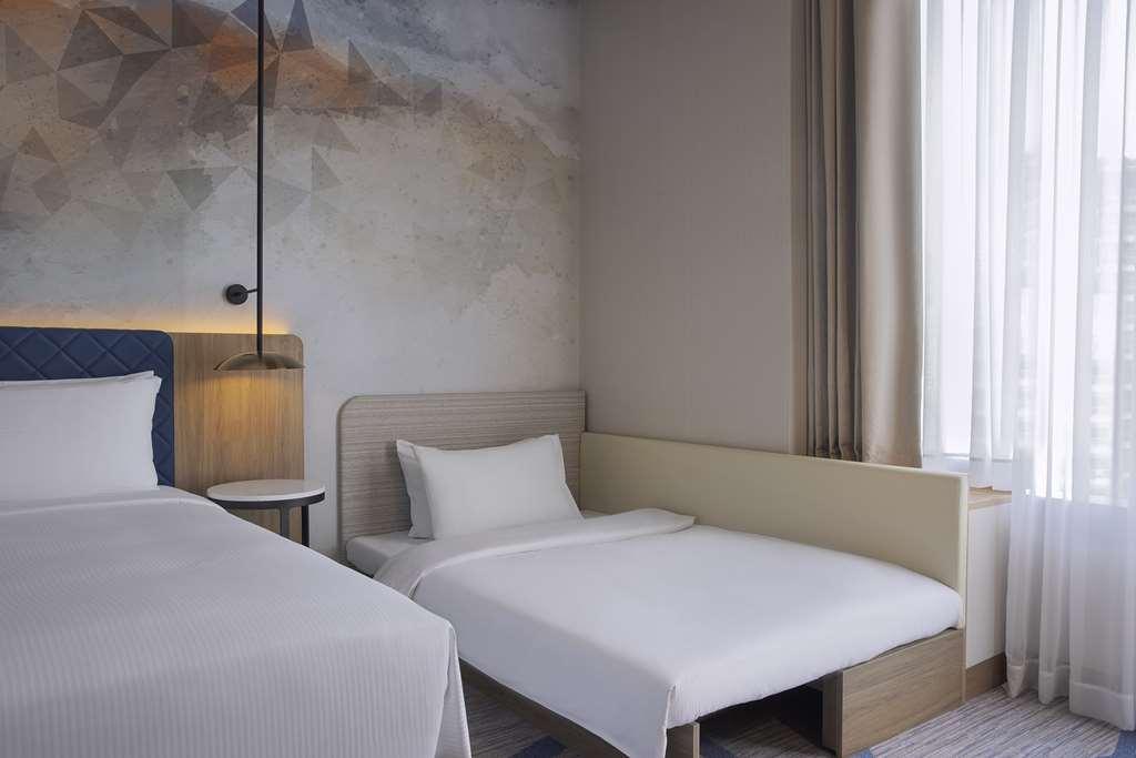 Hilton Garden Inn Dubai Business Bay Room photo