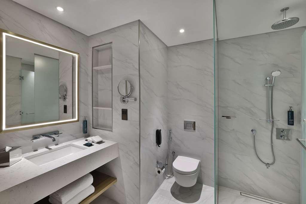 Hilton Garden Inn Dubai Business Bay Room photo