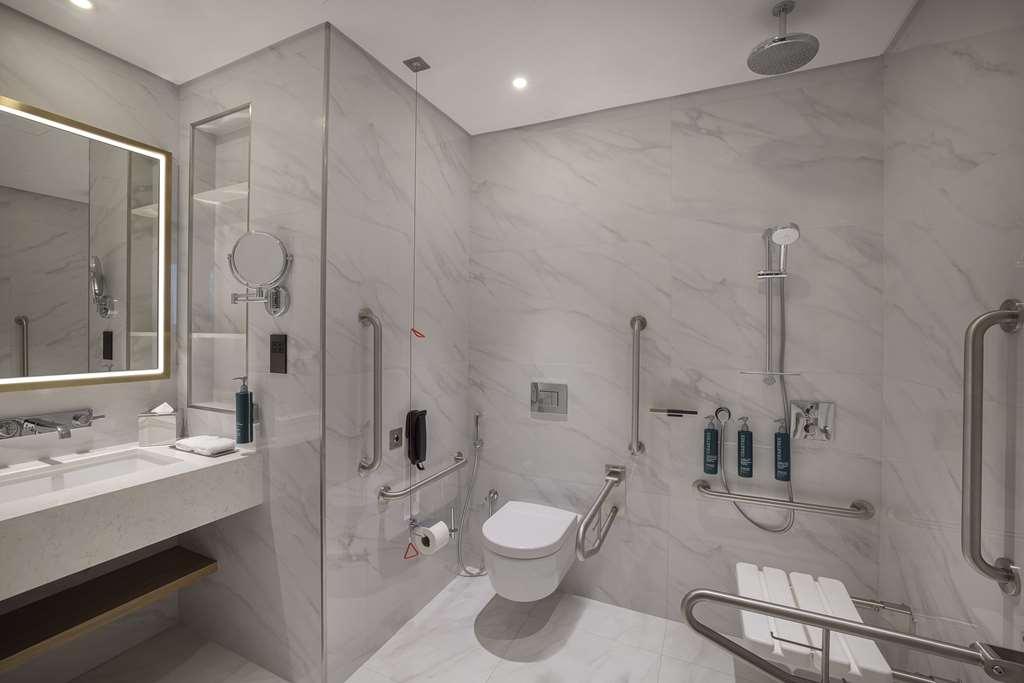 Hilton Garden Inn Dubai Business Bay Room photo